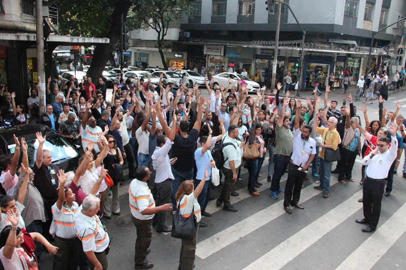 ass-IMG_7839-votação-reduz.JPG